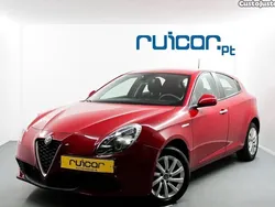 Vermelho Usado 2019 Alfa Romeo Giulietta Lusso Citadino | € 16.950 (Preço justo)