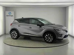 Cinzento Usado 2023 Renault Captur Techno SUV | € 19.700 (Bom preço)