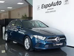 Azul Usado 2020 Mercedes A180 Style Sedan | € 23.990 (Preço justo)