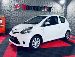 Branco Usado 2014 Toyota Aygo Citadino | € 5.990 (Preço justo)
