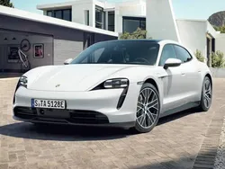 Branco Usado 2023 Porsche Taycan Sport Turismo Sedan | € 76.870 (Preço justo)