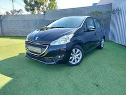 Usado 2014 Peugeot 208 Access Citadino | € 7.990 (Preço justo)