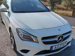 Branco Usado 2015 Mercedes CLA220 Shooting Brake Urban Carrinha | € 19.800 (Preço justo)