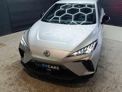 Cinzento Usado 2023 MG MG4 EV Citadino | € 19.950 (Preço justo)