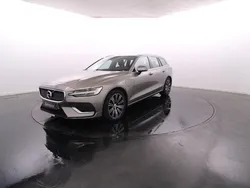 Cinzento Usado 2021 Volvo V60 Carrinha | € 34.900 (Preço elevado)