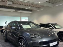Preto Usado 2024 Porsche Macan SUV | € 89.911 (Bom preço)