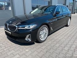 Preto Usado 2024 BMW 530e Carrinha | € 49.990 (Preço justo)