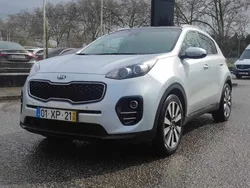 Cinzento Usado 2019 Kia Sportage SUV | € 20.750 (Bom preço)