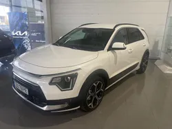 Branco Usado 2025 Kia Niro SUV | € 33.500 (Preço justo)
