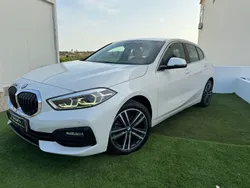 Branco Usado 2020 BMW 116 Advantage Citadino | € 19.500 (Preço justo)