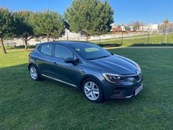 Cinzento Usado 2020 Renault Clio V Zen Sedan | € 13.750 (Bom preço)
