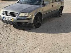 Cinzento Usado 2003 VW Passat Carrinha | € 4.250 (Preço justo)
