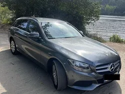 Usado 2016 Mercedes C180 Sedan | € 16.000 (Preço justo)