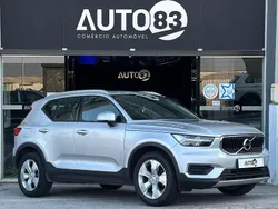 Cinza Usado 2018 Volvo XC40 Momentum SUV | € 22.990 (Preço elevado)