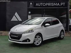 Branco Usado 2016 Peugeot 208 Style Citadino | € 10.900 (Bom preço)