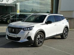 Branco Usado 2023 Peugeot 2008 SUV | € 23.990 (Preço elevado)