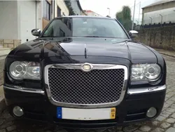 Usado 2005 Chrysler 300C Touring Carrinha | € 9.500