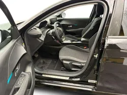 Preto Usado 2023 Peugeot e-208 Style Citadino | € 16.750 (Super Preço)