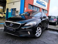 Preto Usado 2014 Volvo V40 Momentum Citadino | € 11.900 (Preço justo)