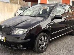 Usado 2007 Skoda Fabia Sedan | € 4.750