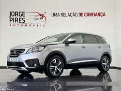 Cinza Usado 2019 Peugeot 5008 Allure Monovolume | € 22.990 (Preço justo)