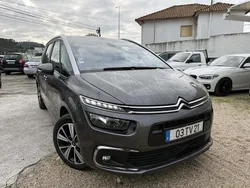 Cinza Usado 2017 Citroën C4 Intensive Monovolume | € 14.990 (Preço elevado)