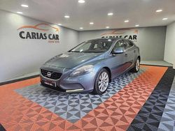 Azul Usado 2014 Volvo V40 Momentum | € 11.490 (Preço elevado)