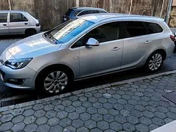 Usado 2014 Opel Astra Sedan | € 6.500 (Preço elevado)