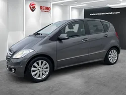 Cinza Usado 2011 Mercedes A160 Avantgarde | € 9.400