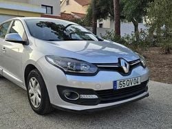 Cinzento Usado 2016 Renault Mégane GrandTour Carrinha | € 7.499