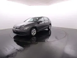 Cinzento Usado 2022 VW Golf VIII | € 29.450 (Preço justo)
