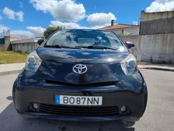 Toyota iQ