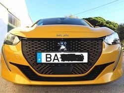 Outra Usado 2020 Peugeot e-208 Allure Citadino | € 17.500 (Preço justo)