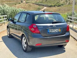 Usado 2008 Kia Ceed 2 Sedan | € 3.800 (Bom preço)