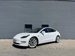 Branco Usado 2019 Tesla Model 3 Sedan | € 27.500 (Preço justo)