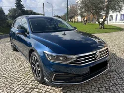 Azul Usado 2020 VW Passat GTE Carrinha | € 20.950 (Preço justo)