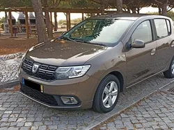 Castanho Usado 2017 Dacia Sandero Comfort Citadino | € 7.950 (Super Preço)