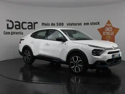Preto Usado 2023 Citroën e-C4 Feel Sedan | € 26.999 (Preço justo)
