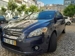 Usado 2008 Kia Ceed | € 2.500