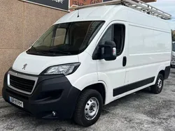Branco Usado 2018 Peugeot Boxer Van | € 16.900 (Preço justo)