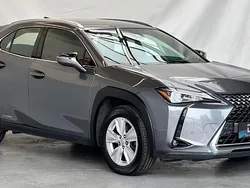 Cinzento Usado 2021 Lexus UX 250h SUV | € 25.699