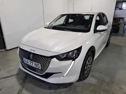Branco Usado 2020 Peugeot e-208 Citadino | € 16.990 (Bom preço)