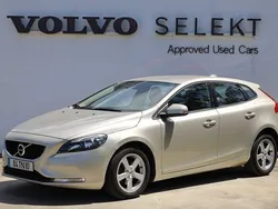 Bege Usado 2018 Volvo V40 Carrinha | € 18.200