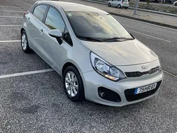 Usado 2012 Kia Rio Sedan | € 6.500 (Preço justo)