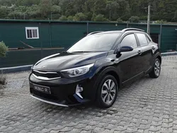 Preto Usado 2021 Kia Stonic Urban SUV | € 13.690 (Bom preço)