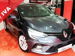 Cinzento Usado 2021 Renault Clio V Techno Citadino | € 15.990 (Preço justo)