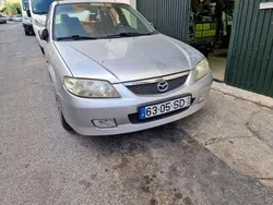 Usado 2001 Mazda 323 Sedan | € 1.270