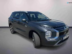 Cinzento Novo 2025 Mitsubishi Outlander P-HEV Instyle SUV | € 59.040
