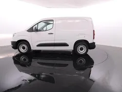 Branco Usado 2023 Opel Combo Monovolume | € 19.900 (Preço justo)