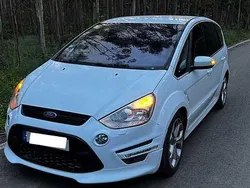 Usado 2015 Ford C-MAX Monovolume | € 15.250